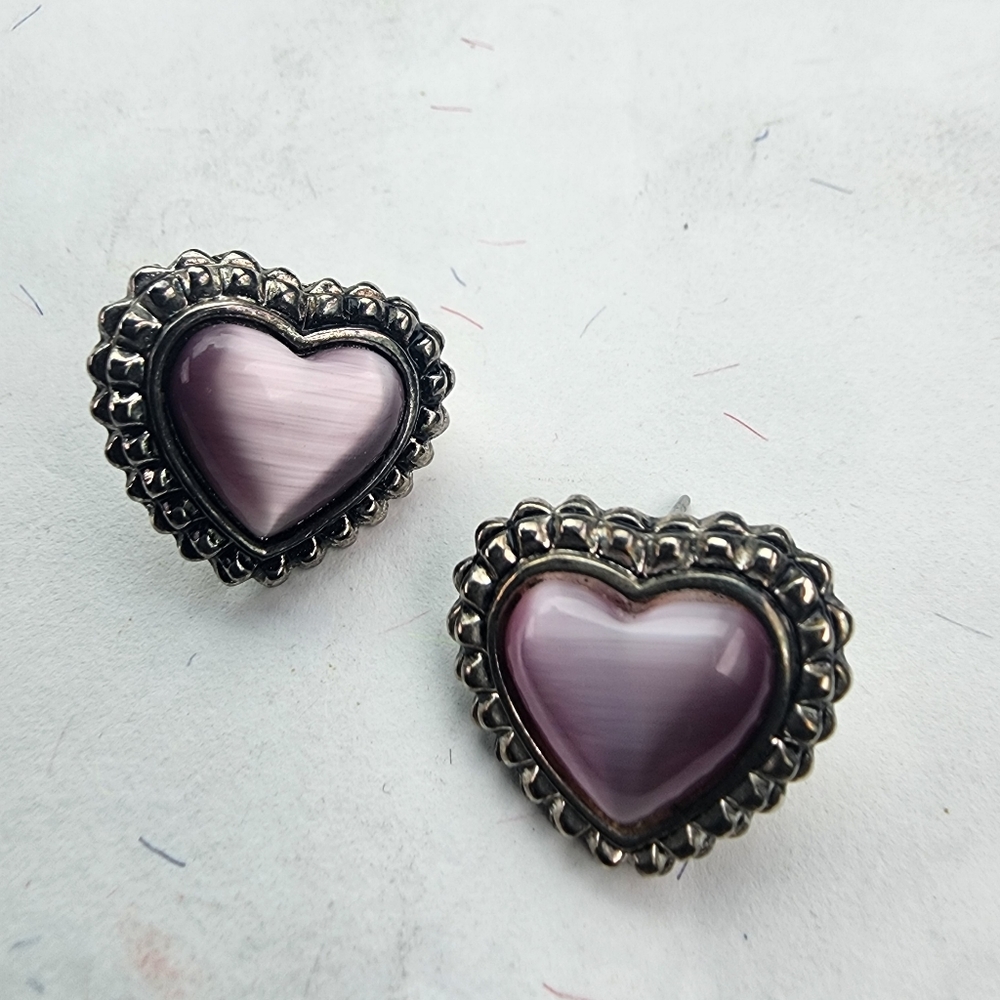 Pretty Purple Heart Earrings
